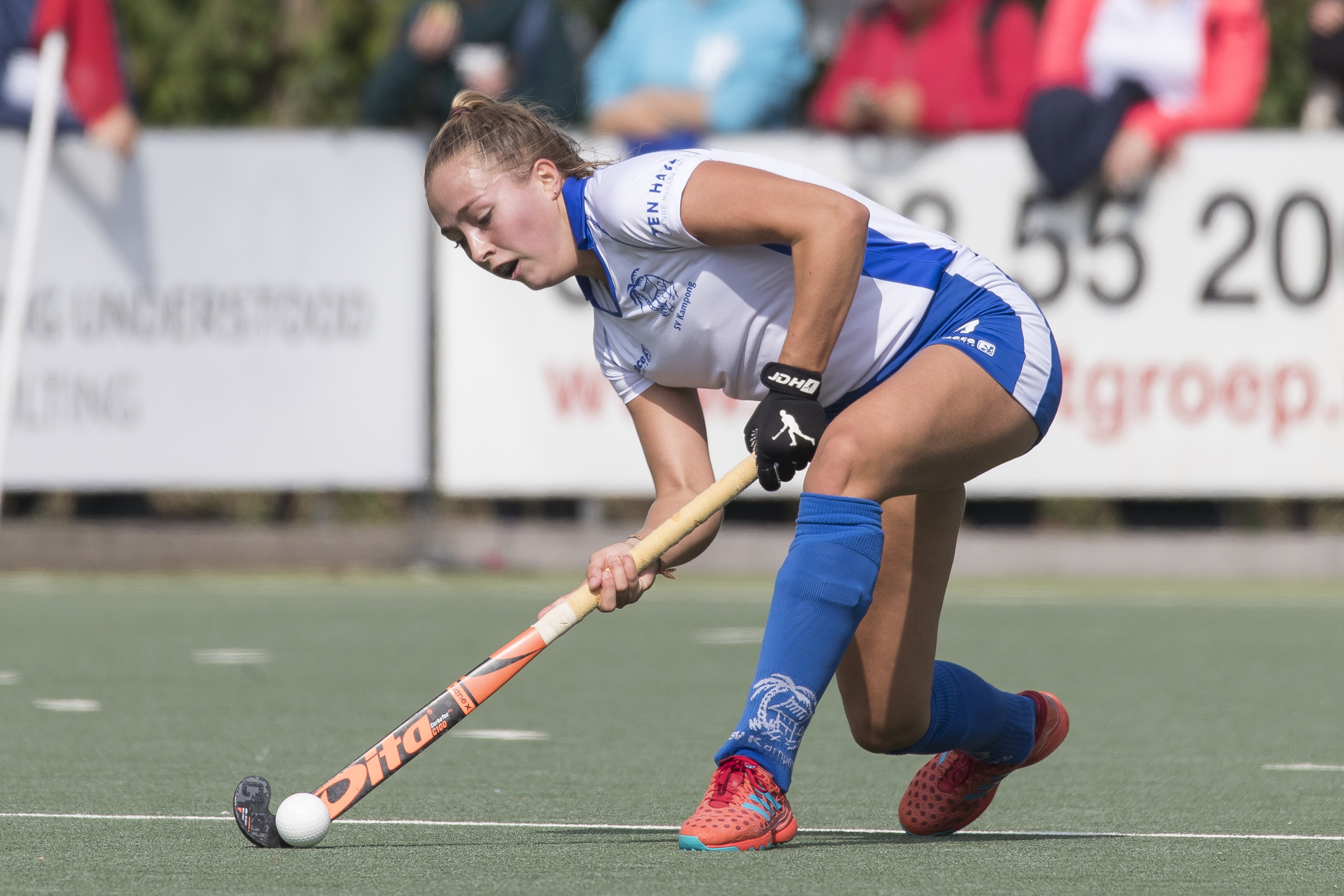 ‘Er net niet bij horen bij Oranje, dat zijn taaie jaren geweest voor Renée van Laarhoven’