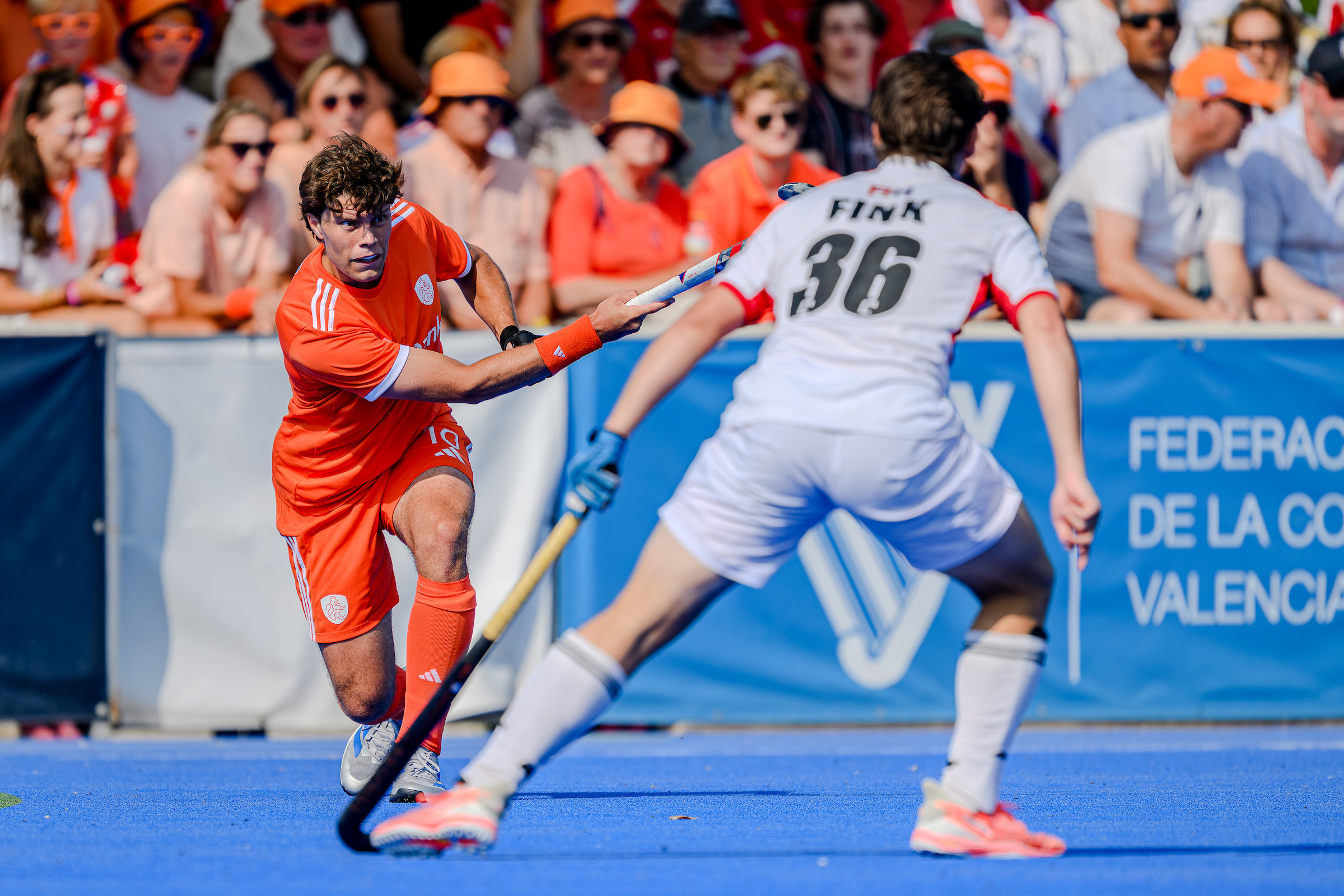 Jong Oranje laat weinig heel van Oostenrijk: 13-0