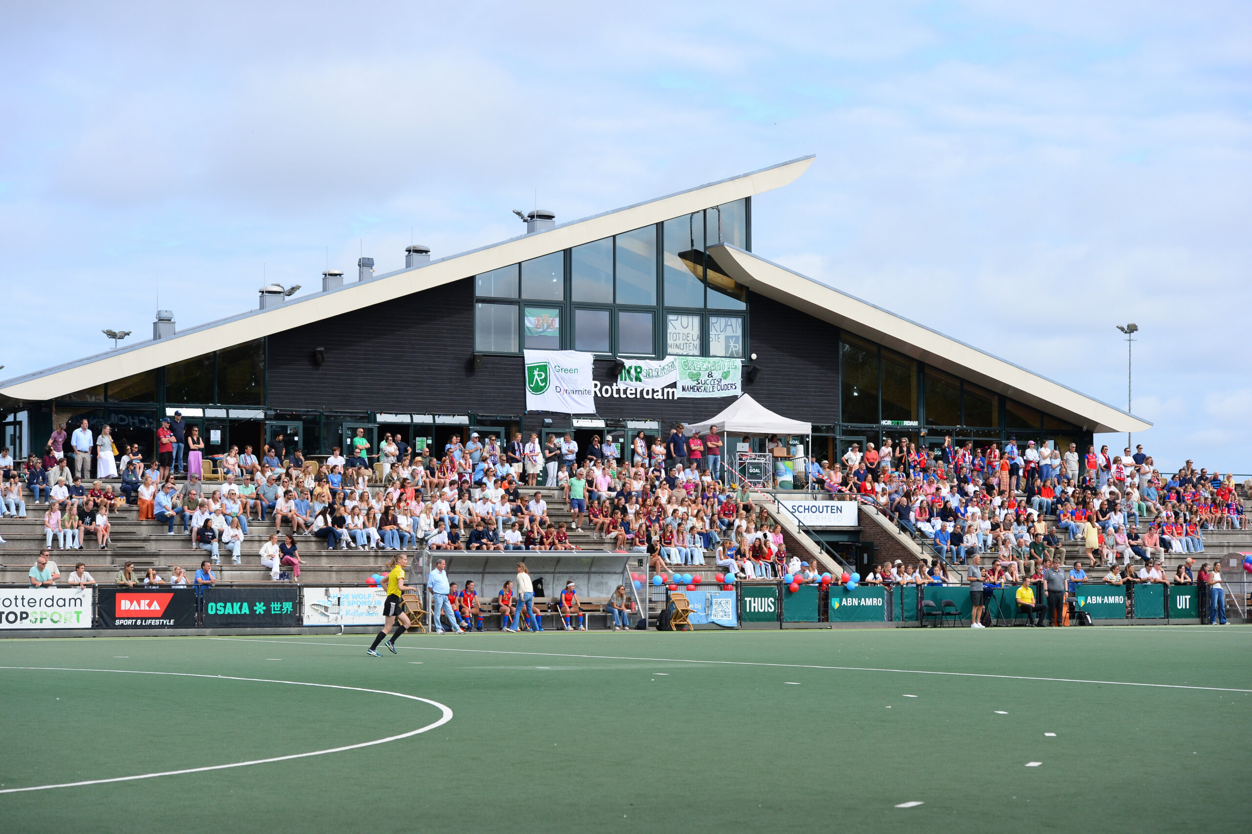 Eindelijk is het zover: het NK O16 en O18 zondag live op hockey.nl